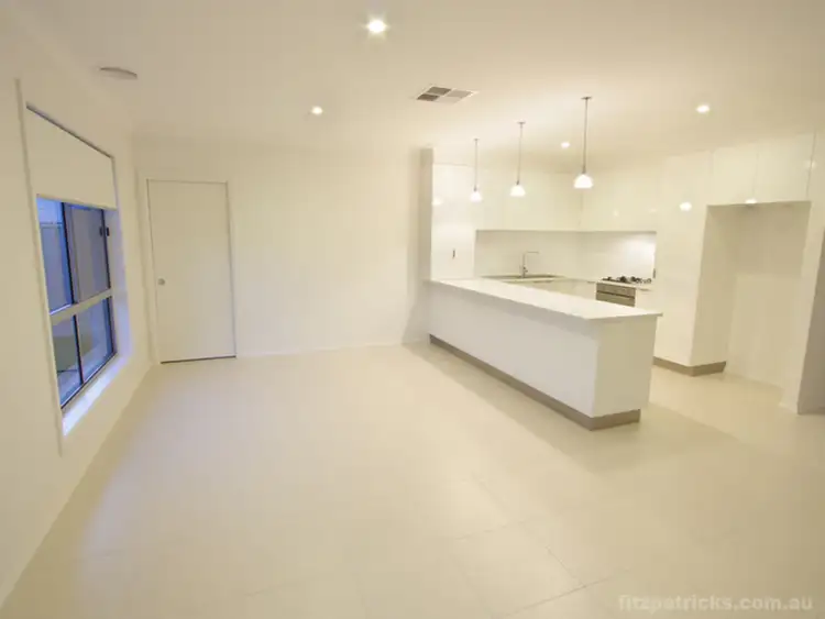 Fifth view of Homely unit listing, 5/9 Clarence Place, Tatton NSW 2650