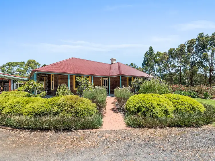 72 Aireys Street, Colac VIC 3250