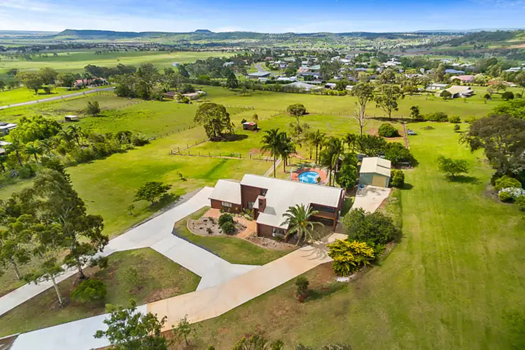 6-8 Coverdale Crescent, Cotswold Hills QLD 4350