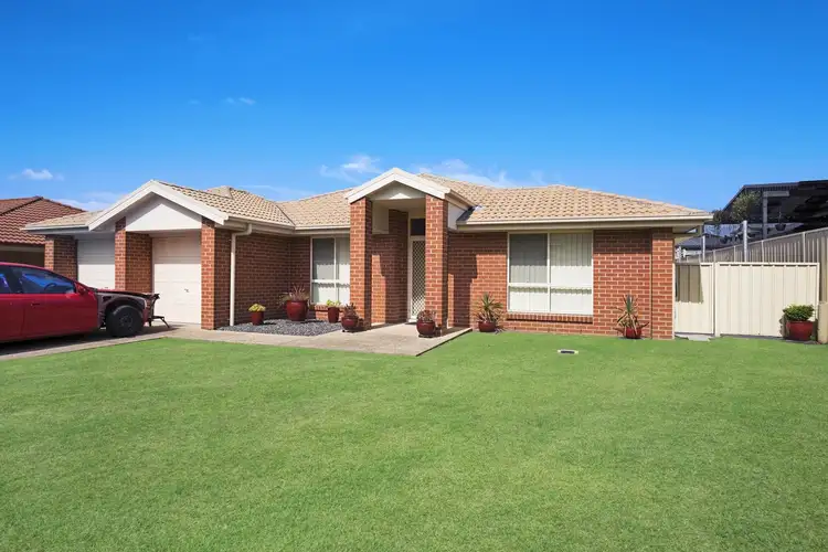 5 Rosemary Street, Rutherford NSW 2320