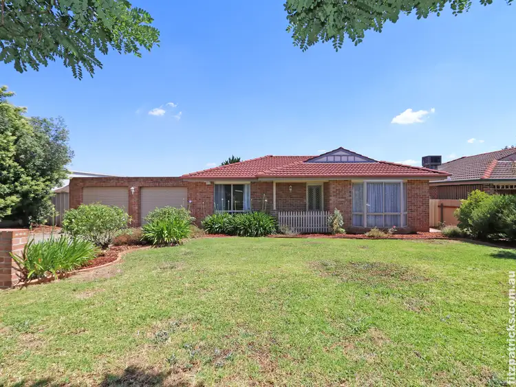 Main view of Homely house listing, 5 Kaldari Crescent, Glenfield Park NSW 2650