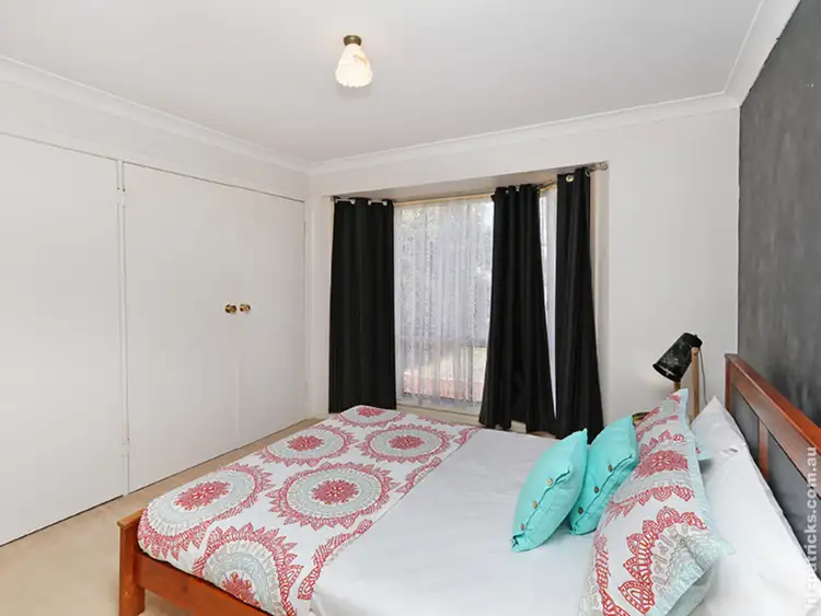 Seventh view of Homely house listing, 5 Kaldari Crescent, Glenfield Park NSW 2650