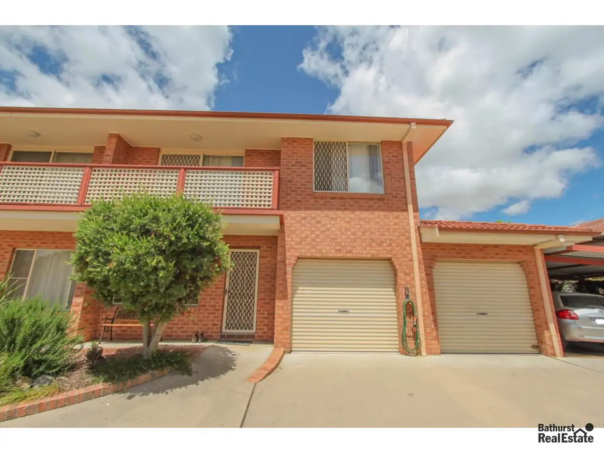Main view of Homely villa listing, 10/56 Lambert Street, Bathurst NSW 2795