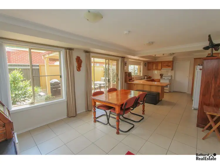 Fourth view of Homely villa listing, 10/56 Lambert Street, Bathurst NSW 2795