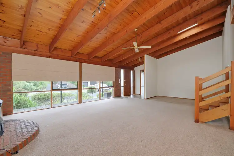 Sixth view of Homely house listing, 1 Elm Court, Traralgon VIC 3844