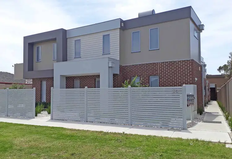 Main view of Homely townhouse listing, 5/26 Albert Crescent, St Albans VIC 3021