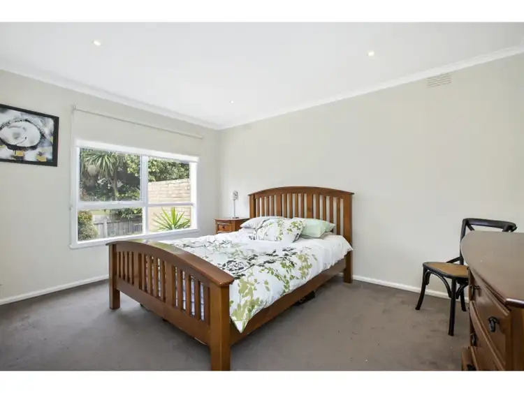 Fifth view of Homely unit listing, 4/36-40 Tanti Avenue, Mornington VIC 3931