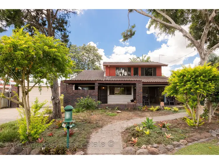 42 Bywater Street, Hillcrest QLD 4118