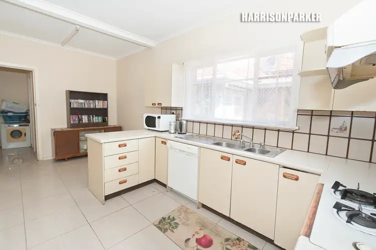 Fifth view of Homely house listing, 654 Pascoe Vale Road, Oak Park VIC 3046