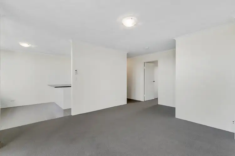 Fourth view of Homely unit listing, 17/40 Murev Way, Carrara QLD 4211