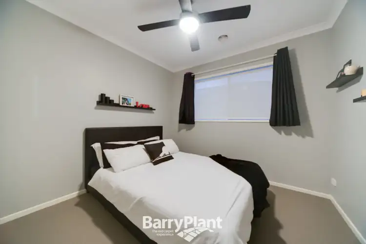 Fifth view of Homely house listing, 10 Lisa Avenue, Pakenham VIC 3810