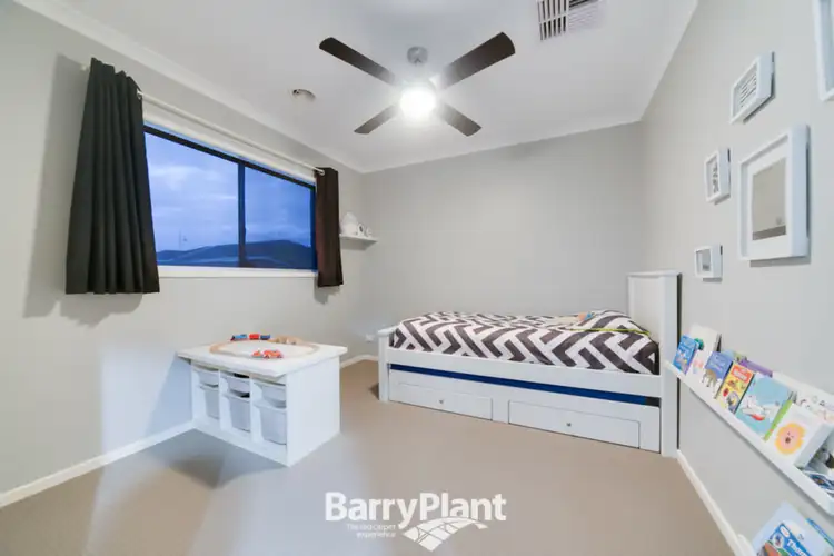 Sixth view of Homely house listing, 10 Lisa Avenue, Pakenham VIC 3810