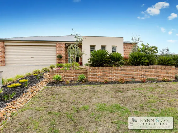 3 Parkedge Circuit, Rosebud VIC 3939