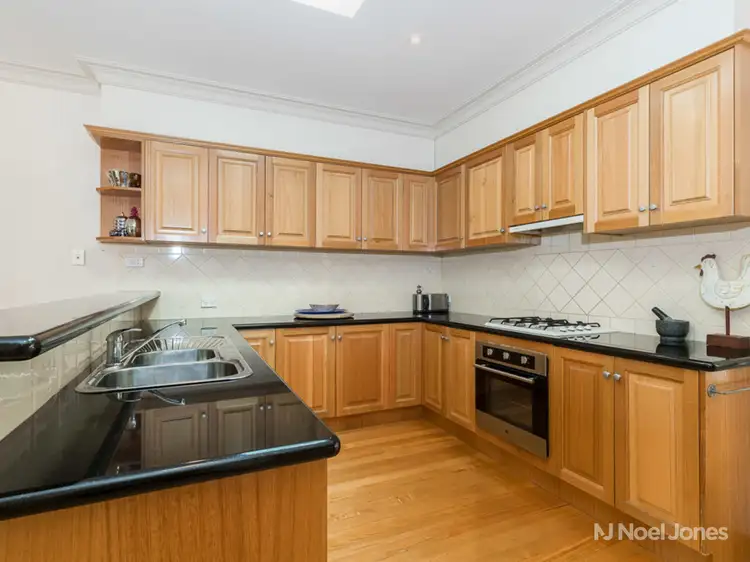 Fourth view of Homely townhouse listing, 2/66 Manningham Road, Bulleen VIC 3105