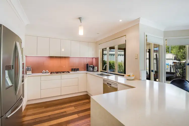 9 Leafleigh Close, Lisarow NSW 2250