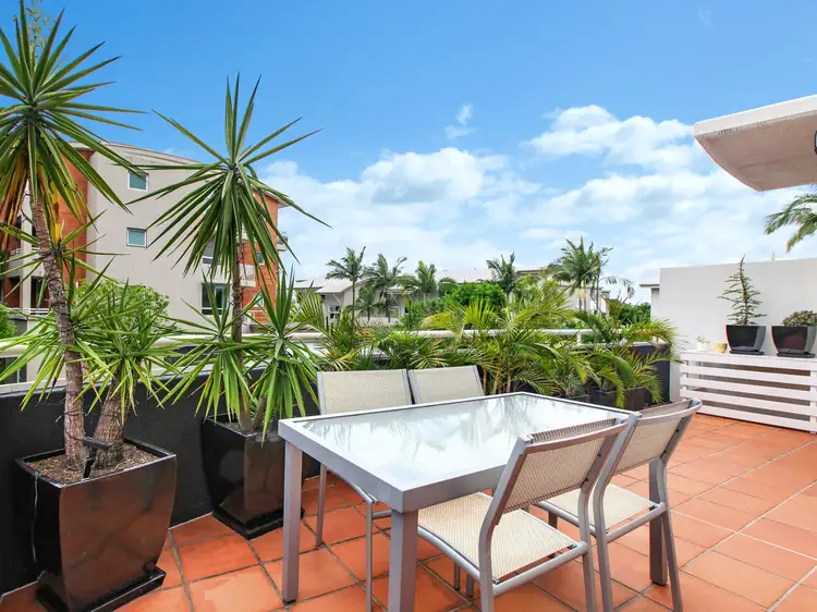 Second view of Homely apartment listing, 15 Vernon Tce, Teneriffe QLD 4005