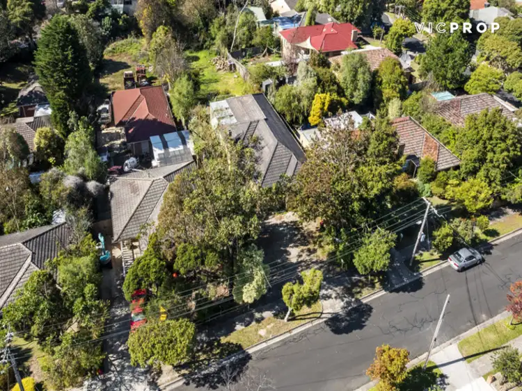 Second view of Homely house listing, 7 Crest Grove, Nunawading VIC 3131