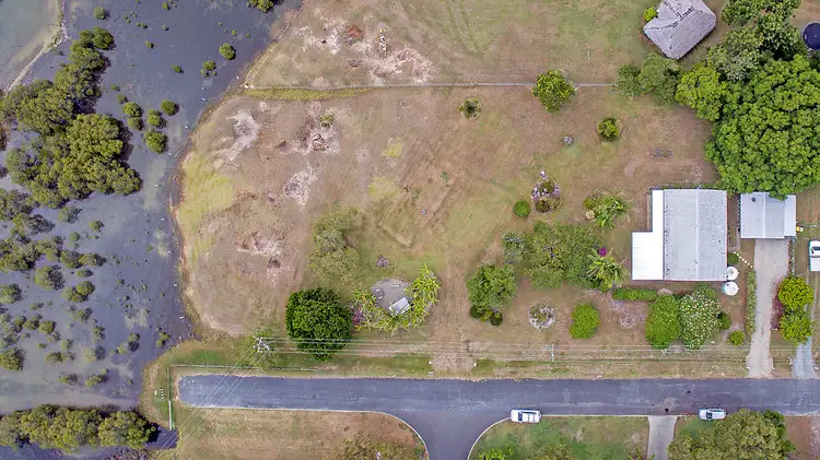 Sixth view of Homely house listing, 11 Seaview Avenue, Jacobs Well QLD 4208