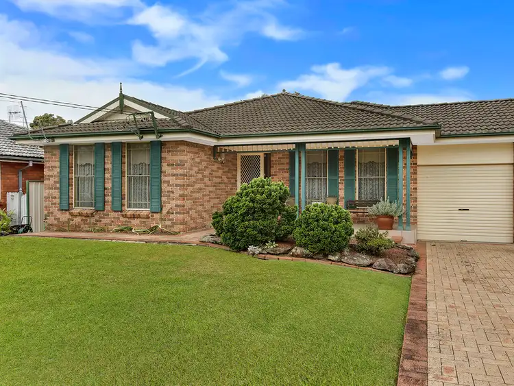 Main view of Homely house listing, 14 Buckingham Road, Berkeley Vale NSW 2261