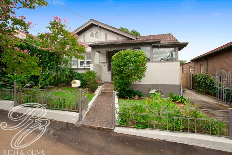 32 Service Avenue, Ashfield NSW 2131