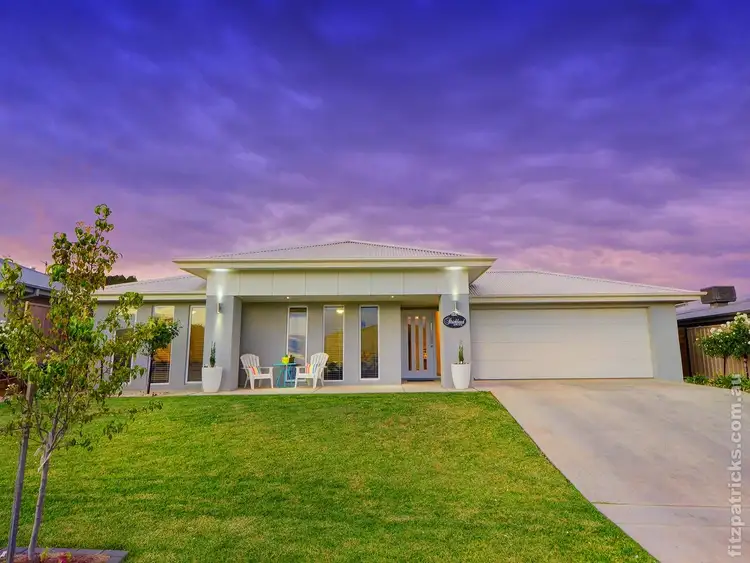 82 Strickland Drive, Boorooma NSW 2650