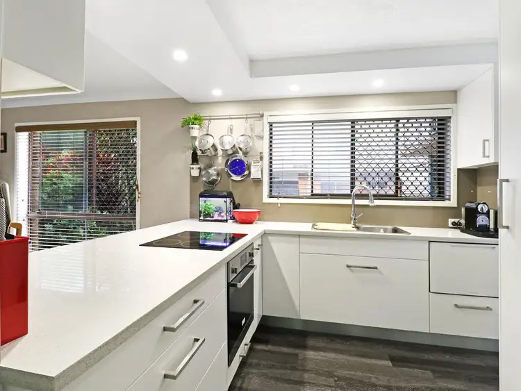 1/34 Alexandra Avenue, Mermaid Beach QLD 4218