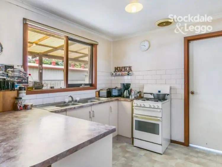 12 Jacinta Drive, Cranbourne West VIC 3977