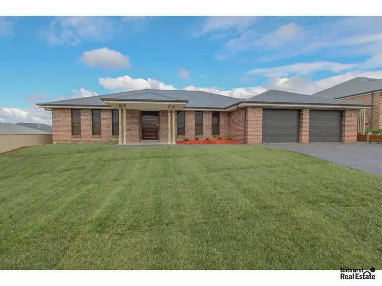 16 Kellahan Street, Eglinton NSW 2795