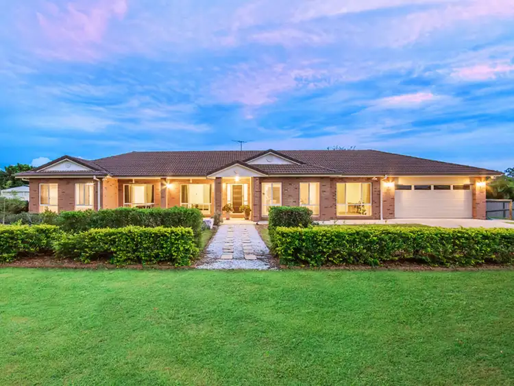 29 President Circle, Karalee QLD 4306