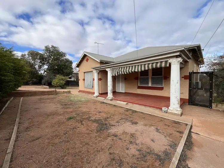 106 Flinders Terrace, Port Augusta SA 5700