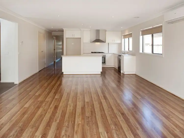 Fourth view of Homely house listing, 8 Hamish Avenue, Pakenham VIC 3810