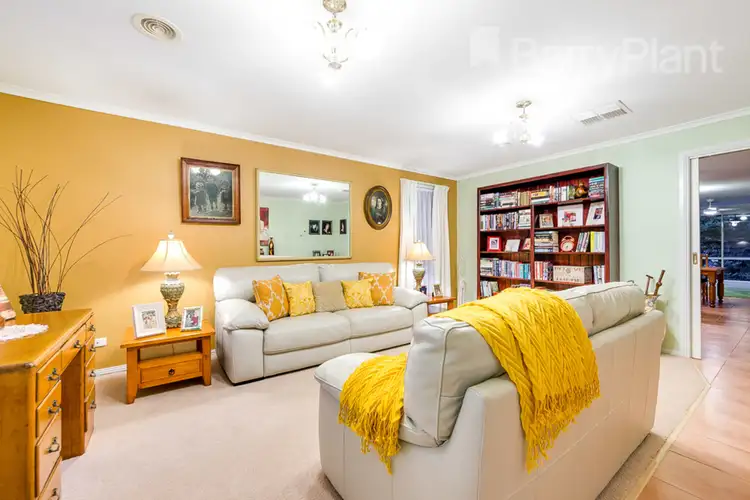 Third view of Homely house listing, 3 Earle Close, Pakenham VIC 3810