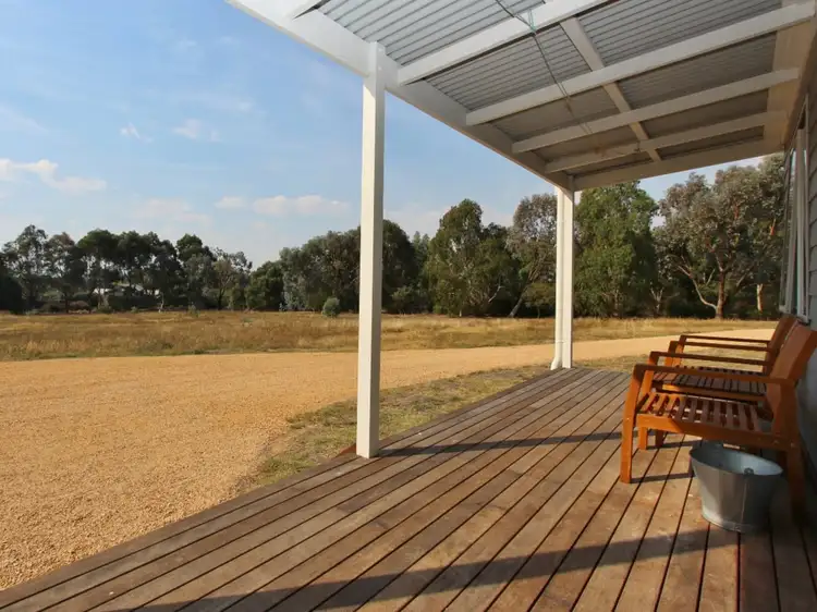 72 Stoneleigh Road, Mansfield VIC 3722