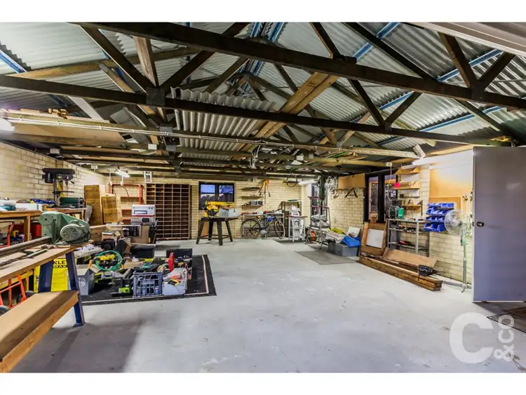 6 Maynard Way, Bertram WA 6167