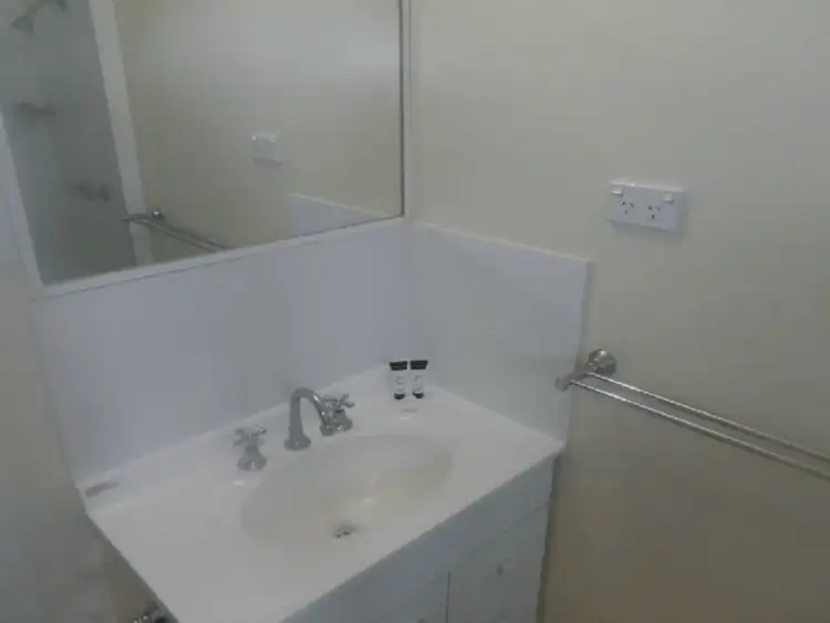 Sixth view of Homely unit listing, 4/43 Dungeness Road, Lucinda QLD 4850