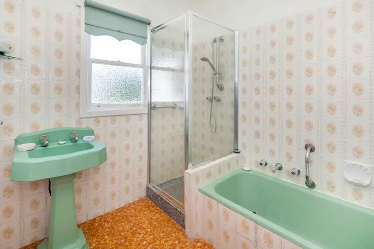 Sixth view of Homely house listing, 25 Oak Street, Wendouree VIC 3355