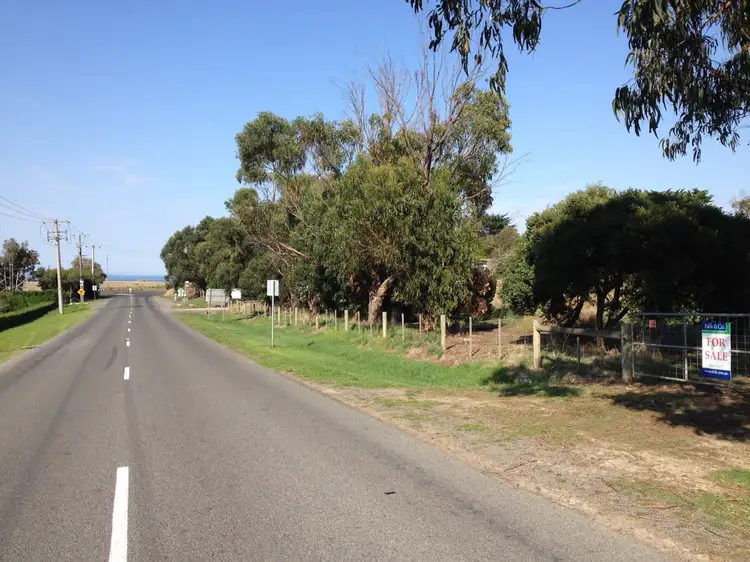 2 Lake View Road, Tower Hill VIC 3283