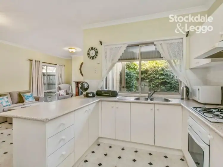 Second view of Homely house listing, 2 Regent Close, Berwick VIC 3806