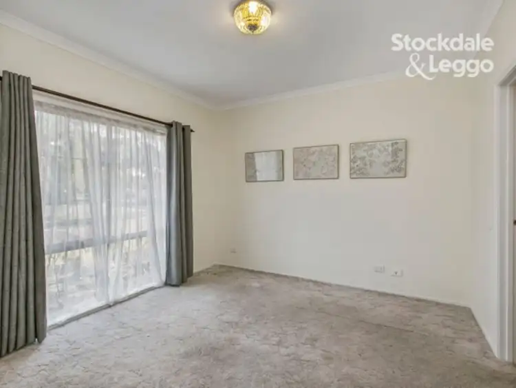 Sixth view of Homely house listing, 2 Regent Close, Berwick VIC 3806