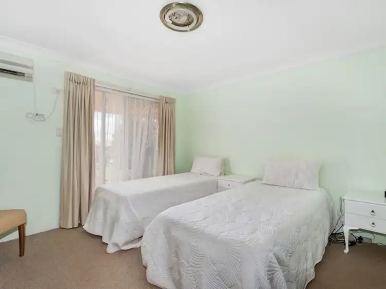 Third view of Homely house listing, 5 Richards Court, Kearneys Spring QLD 4350