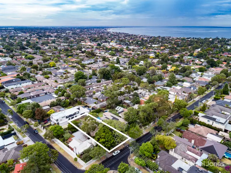52 Spicer Street, Beaumaris VIC 3193