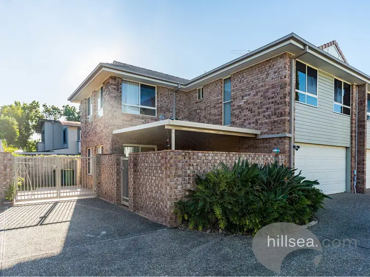 2/18 Broad Street, Labrador QLD 4215