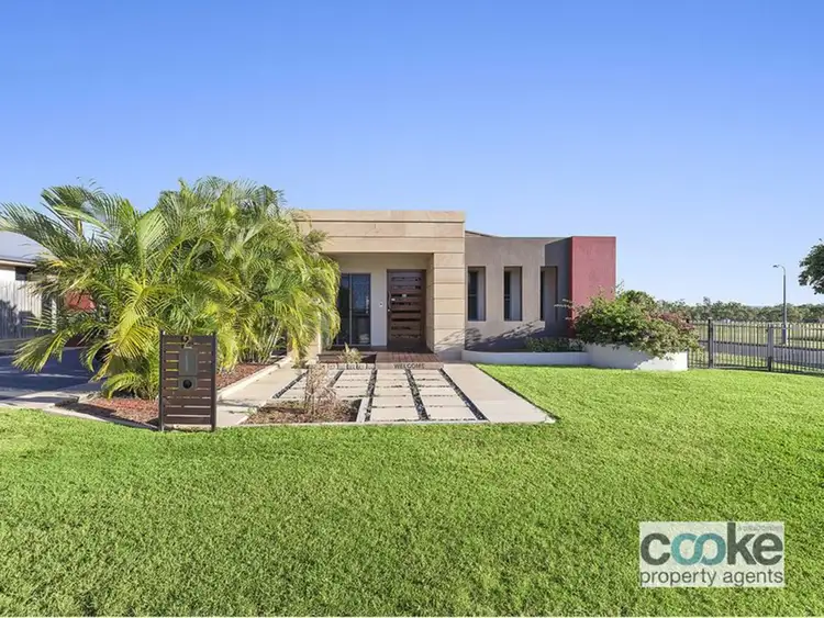 2 Laird Avenue, Norman Gardens QLD 4701