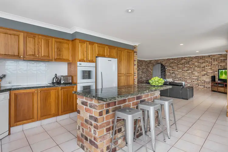 104 New Norwell Road, Woongoolba QLD 4207