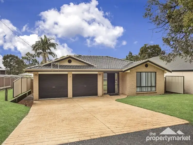 17 Birrabang Avenue, Summerland Point NSW 2259