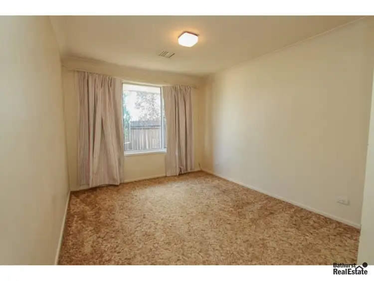 Sixth view of Homely house listing, 8 Wayside Court, Kelso NSW 2795