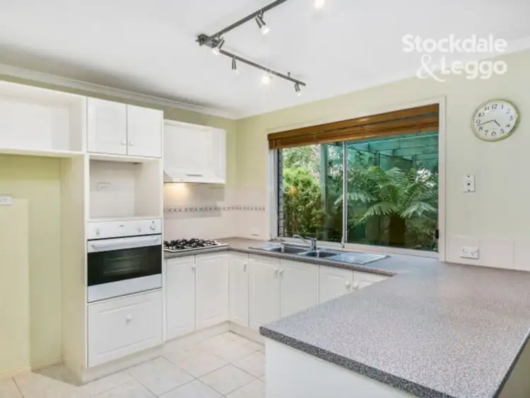 Second view of Homely house listing, 3 Caulfield Court, Narre Warren VIC 3805