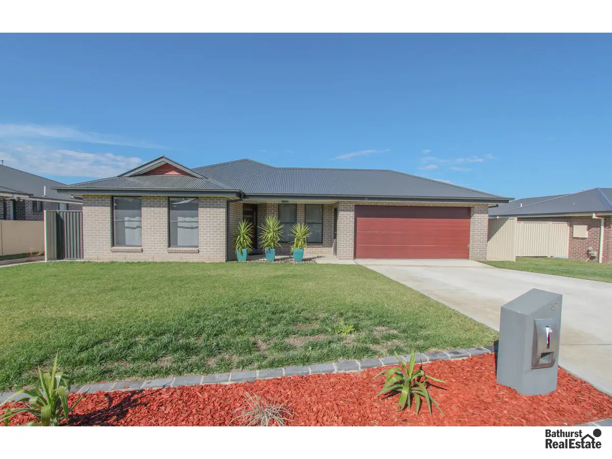 Main view of Homely house listing, 37 Amber Close, Kelso NSW 2795