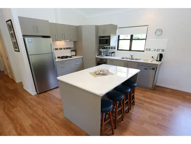 Fifth view of Homely house listing, 15 Carefree Street, Coochiemudlo Island QLD 4184