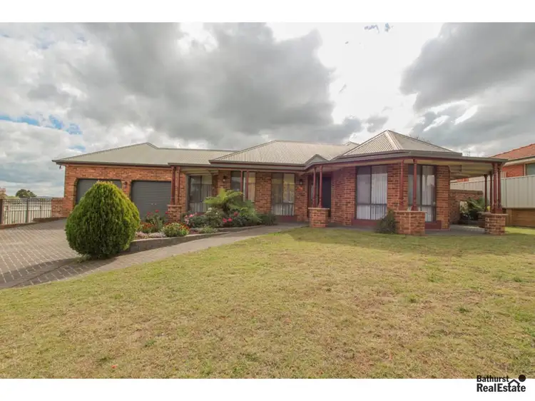 Main view of Homely house listing, 19 Jagoe Drive, Kelso NSW 2795